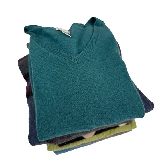 7 Piece Lot 100% Cashmere Sweater Craft Cutter Repurpose Recycle Blue Cool Tones - Picture 3 of 13